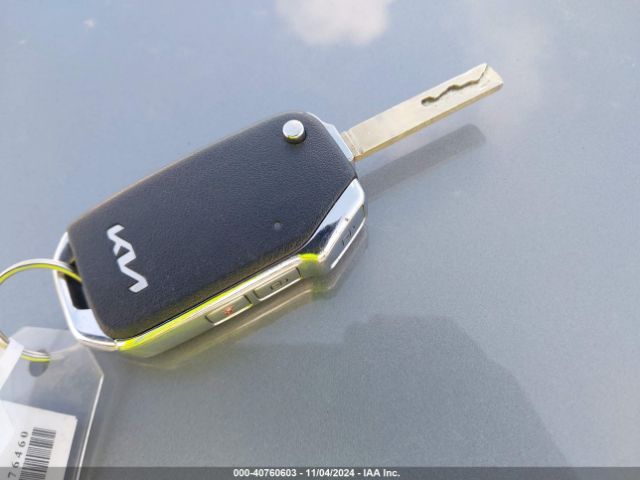 KNDJ23AU2P7876460 KIA SOUL LX