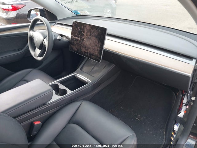 2023 TESLA MODEL Y 7SAYGDEE4PA185160 Photo 4