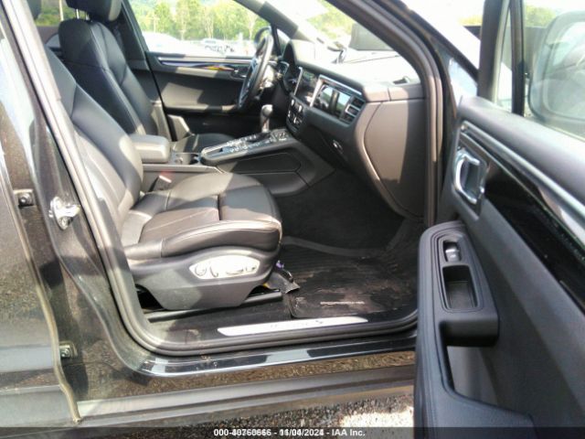 WP1AB2A53LLB37004 Porsche MACAN S