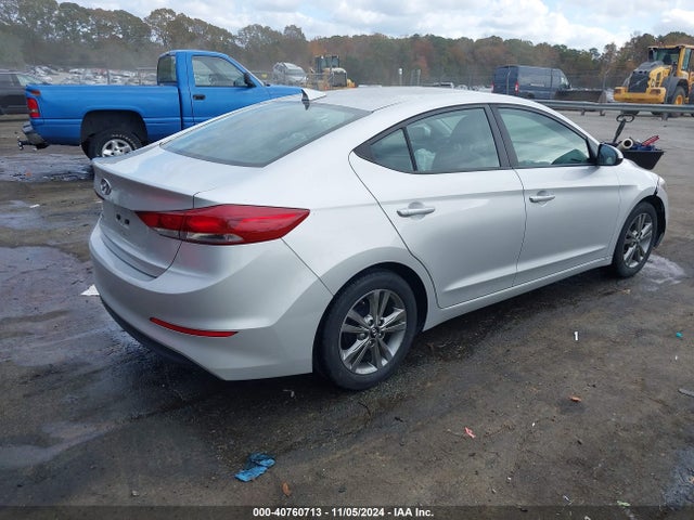 Hyundai ELANTRA SE 2017 5NPD84LF8HH195703 Image 4