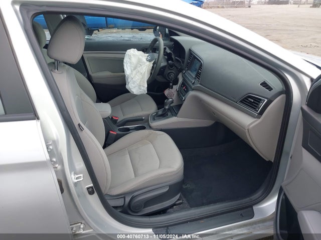 Hyundai ELANTRA SE 2017 5NPD84LF8HH195703 Image 5