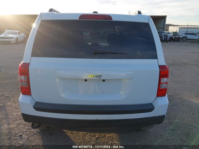 1C4NJRBB2HD206463 Jeep Patriot Sport 4x4