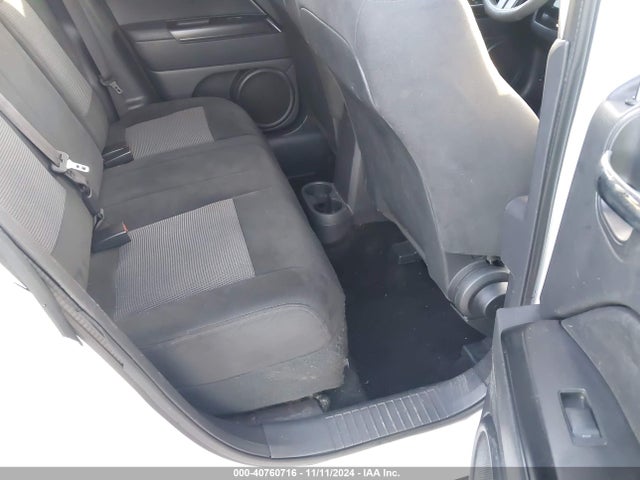 1C4NJRBB2HD206463 Jeep Patriot Sport 4x4