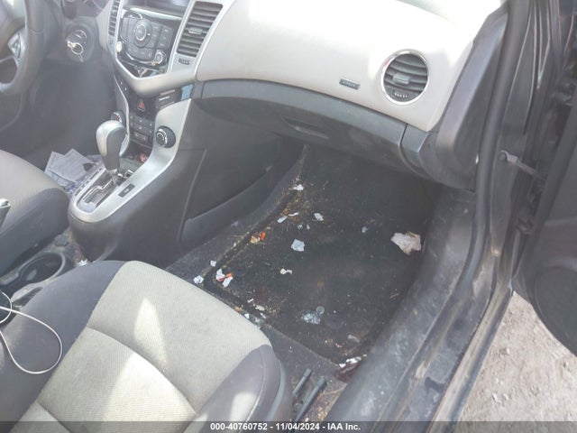 Chevrolet Cruze Ls Auto 2014 1G1PA5SG7E7361509 Image 5