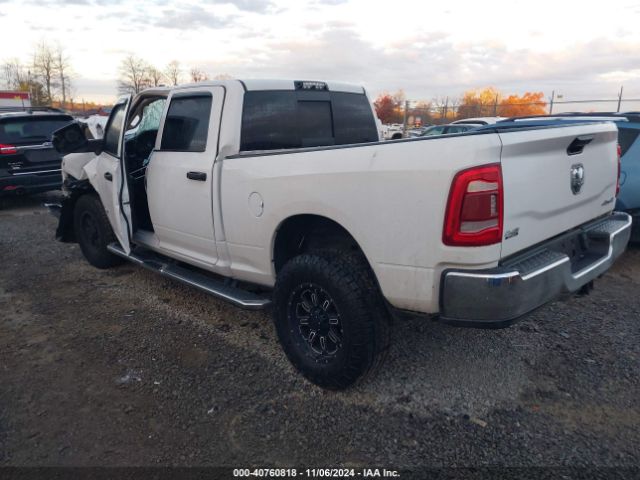 3C6UR5CL8KG676342 RAM 2500