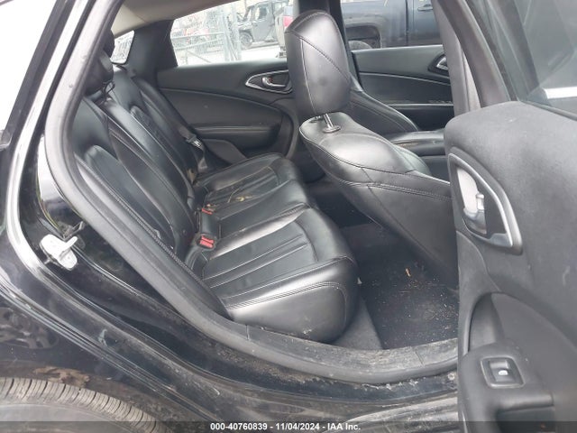 Chrysler 200 C 2015 1C3CCCCB4FN508507 Image 8