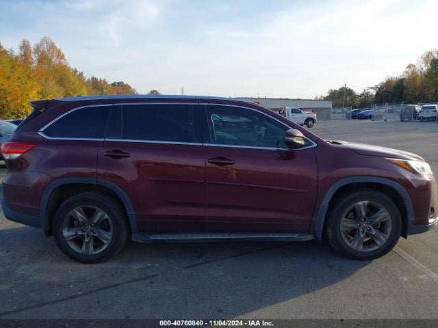 Toyota Highlander Limited Platinum 2018 5TDDZRFHXJS499168 Image 13
