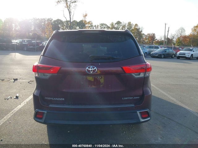 Toyota Highlander Limited Platinum 2018 5TDDZRFHXJS499168 Image 16