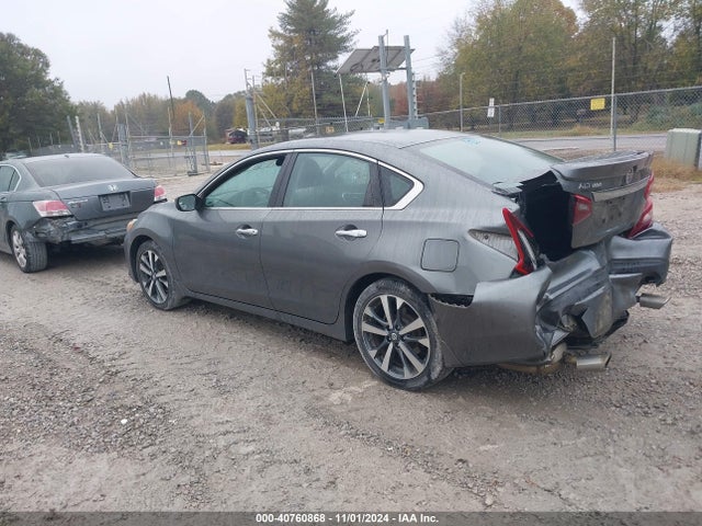 Nissan Altima 2.5 Sr 2017 1N4AL3AP3HC246422 Image 3