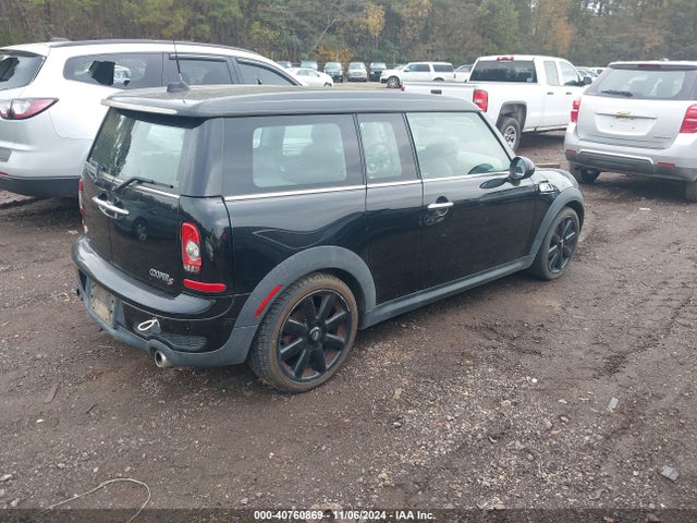 2010 MINI COOPER S CLUBMAN WMWMM3C56ATP94191 Photo 3