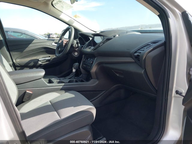 Ford ESCAPE SE 2017 1FMCU0GD9HUB61120 Image 5