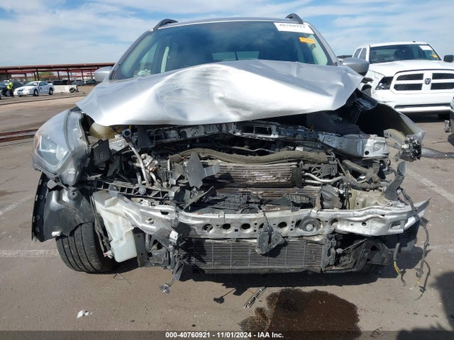 Ford ESCAPE SE 2017 1FMCU0GD9HUB61120 Image 6