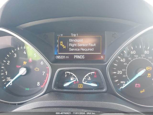Ford ESCAPE SE 2017 1FMCU0GD9HUB61120 Image 7