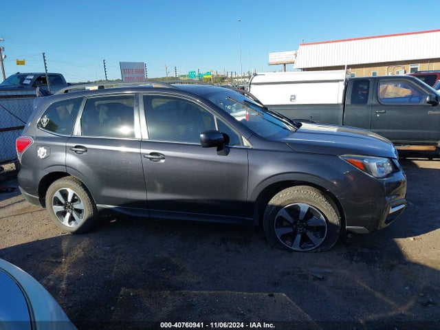 Subaru Forester 2.5i Limited 2017 JF2SJALC7HH443875 Image 13