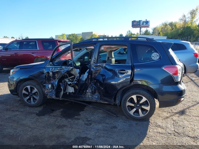 Subaru Forester 2.5i Limited 2017 JF2SJALC7HH443875 Image 14
