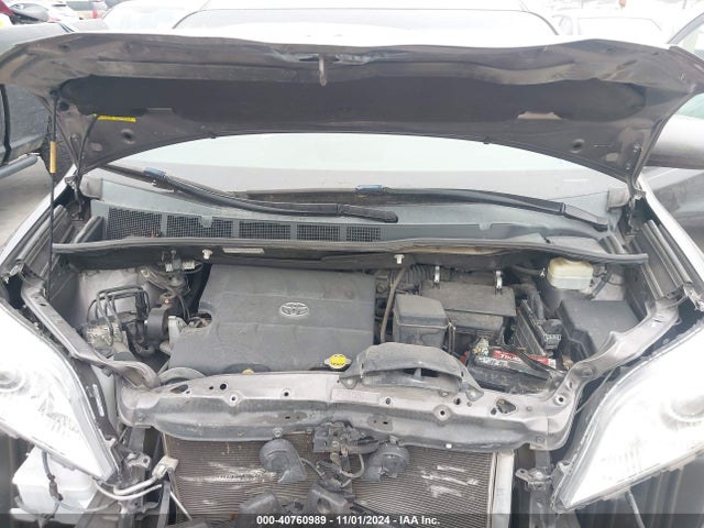 Toyota Sienna Xle 8 Passenger 2015 5TDYK3DCXFS636479 Image 10