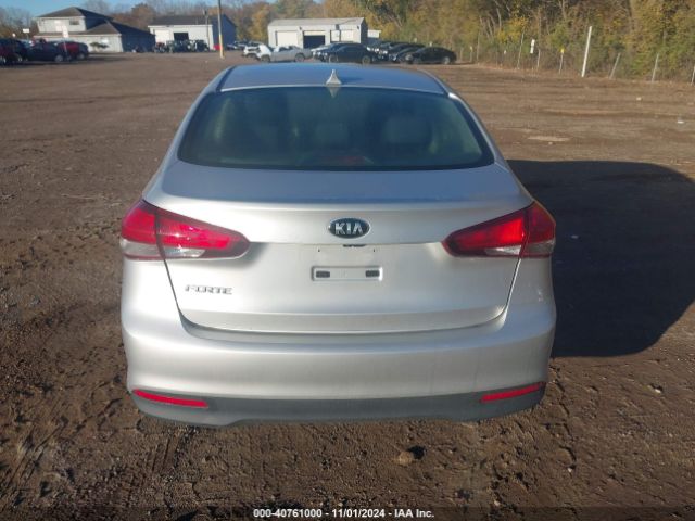 3KPFL4A78JE169972 KIA FORTE LX
