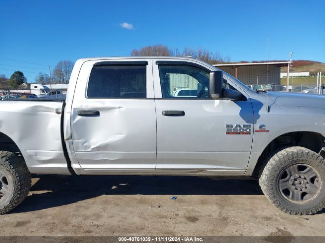 3C6UR5CL9JG164863 RAM 2500 Tradesman  4x4 6'4 Box