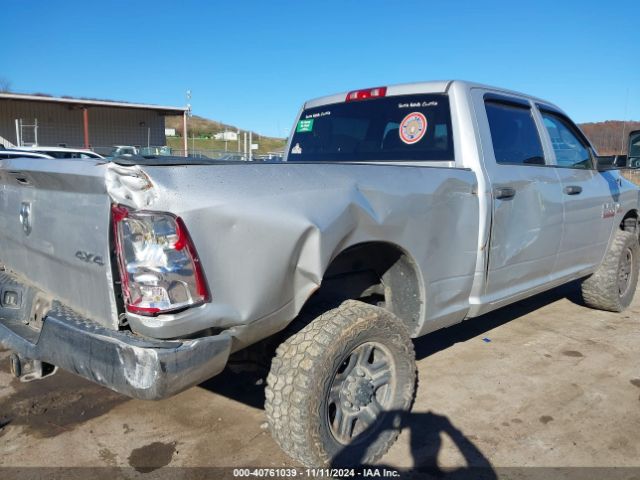 3C6UR5CL9JG164863 RAM 2500 Tradesman  4x4 6'4 Box