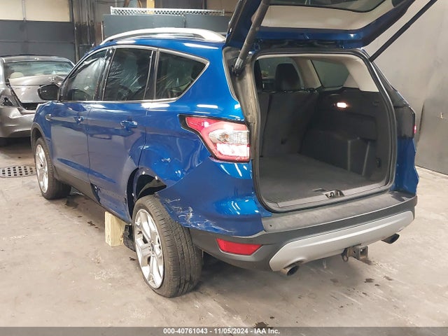 Ford Escape Titanium 2018 1FMCU9J99JUB26513 Image 3