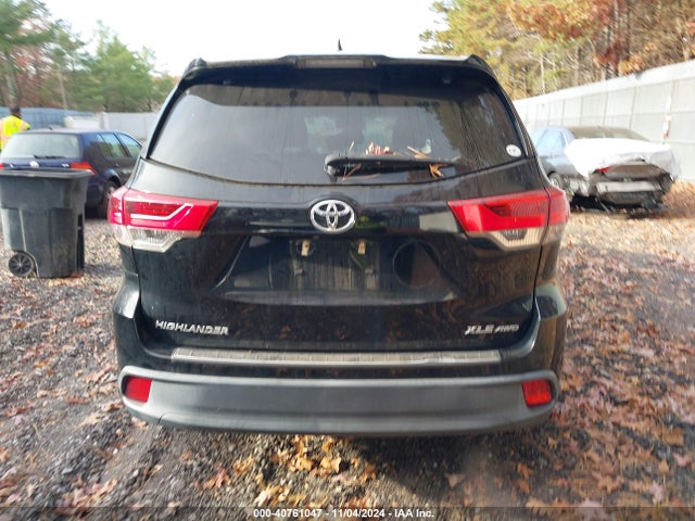Toyota Highlander Xle 2017 5TDJZRFHXHS360445 Image 16