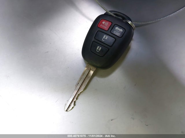 Toyota COROLLA LE 2019 2T1BURHEXKC220031 Image 11