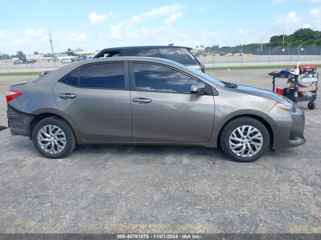 Toyota COROLLA LE 2019 2T1BURHEXKC220031 Image 13