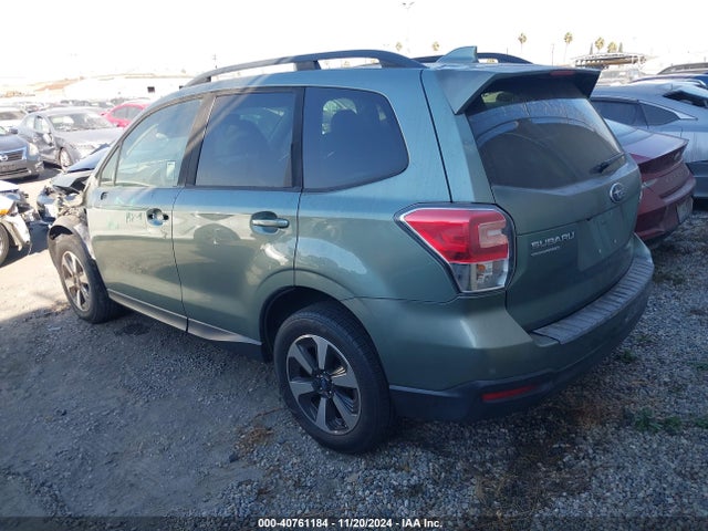 Subaru Forester 2.5i Premium 2017 JF2SJAEC5HH461143 Image 3