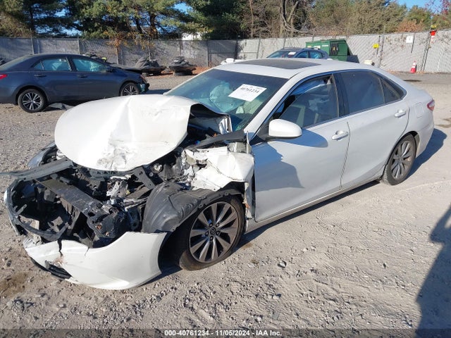 Toyota CAMRY XLE 2015 4T1BF1FK8FU956572 Image 2