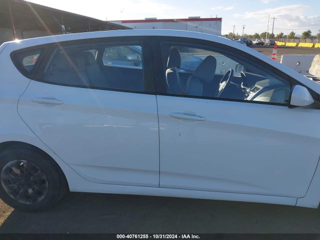 Hyundai ACCENT SE 2016 KMHCT5AE9GU280267 Image 14