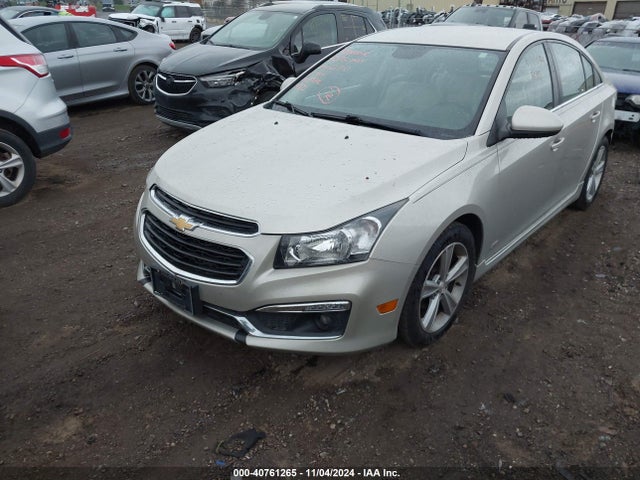 Chevrolet Cruze 2lt Auto 2015 1G1PE5SB9F7164710 Image 2