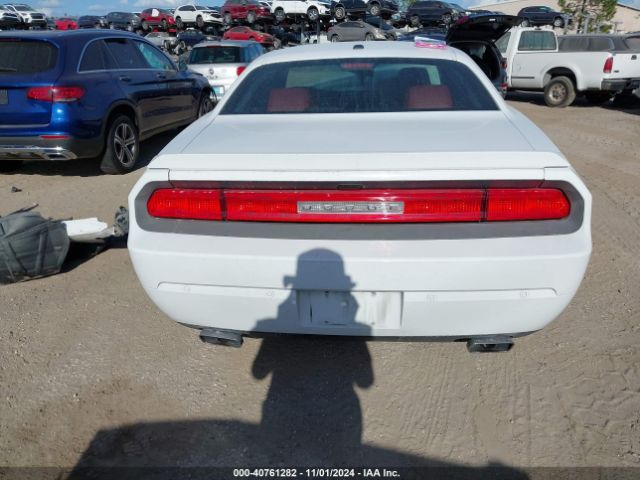 2C3CDYBT0EH251728 Dodge Challenger R/t Plus