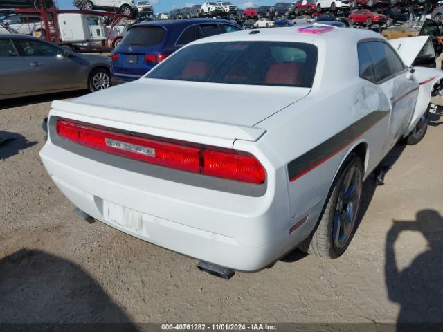 2C3CDYBT0EH251728 Dodge Challenger R/t Plus