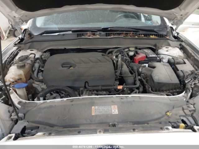 1FA6P0HD7F5113958 Ford FUSION SE