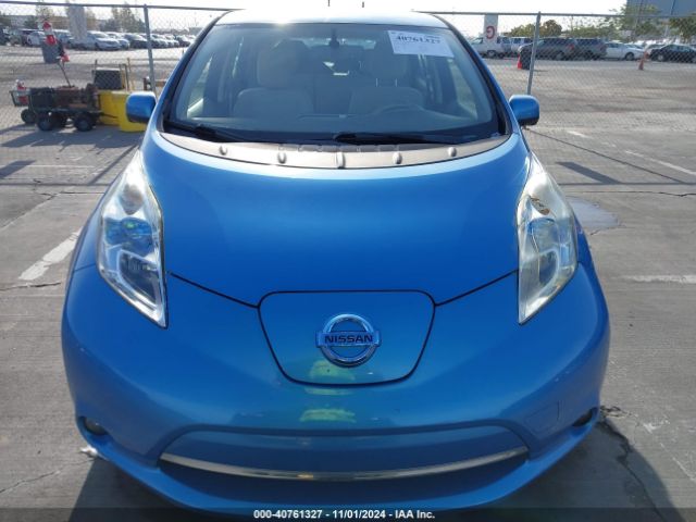 1N4AZ0CP0EC338075 Nissan LEAF SV