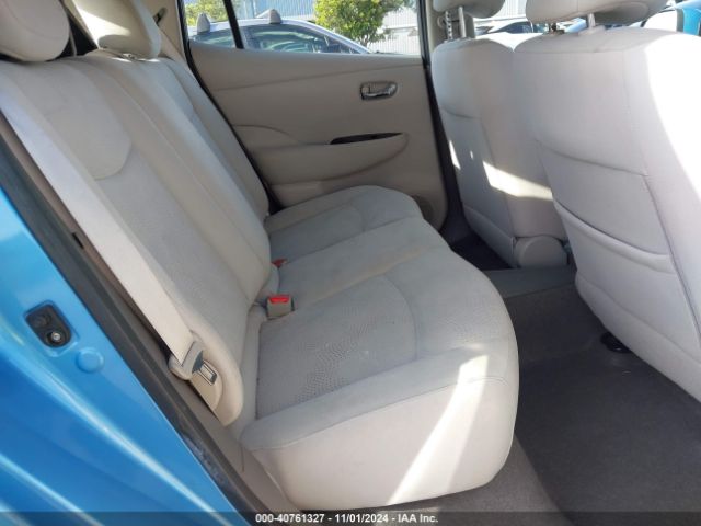 1N4AZ0CP0EC338075 Nissan LEAF SV