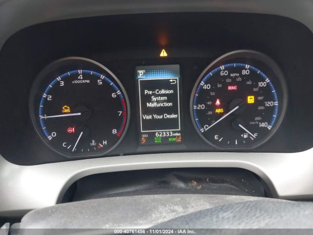 2T3RFREV7JW731178 Toyota Rav4 Adventure/xle