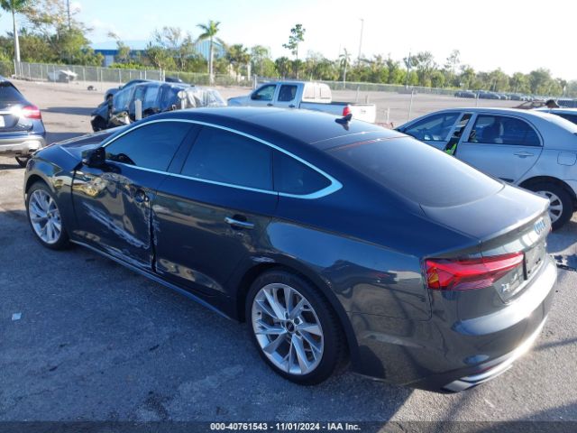 2022 AUDI A5 SPORTBACK WAUABCF56NA027236 Photo 2
