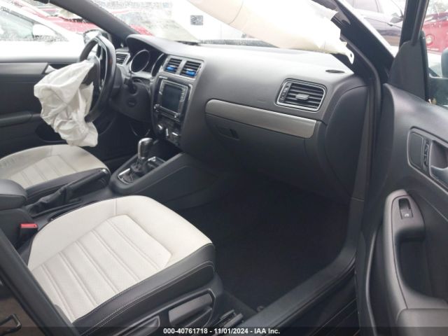 3VWD17AJ7GM237569 Volkswagen Jetta 1.8t Sport