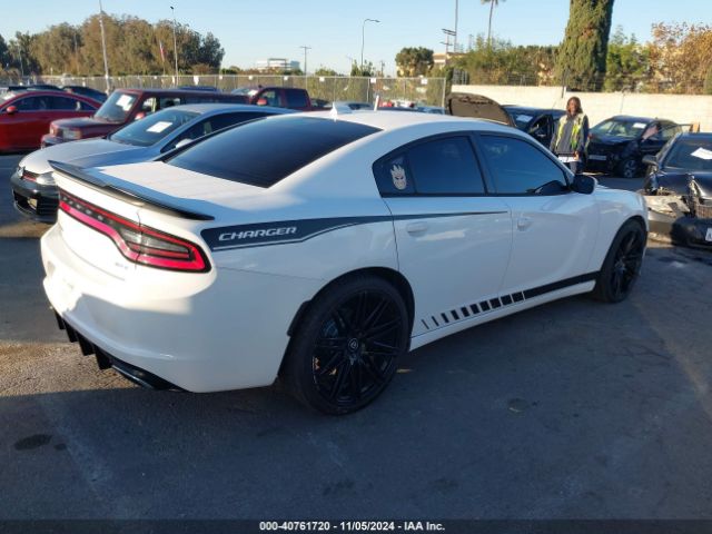 2C3CDXHG0GH222897 Dodge Charger Sxt