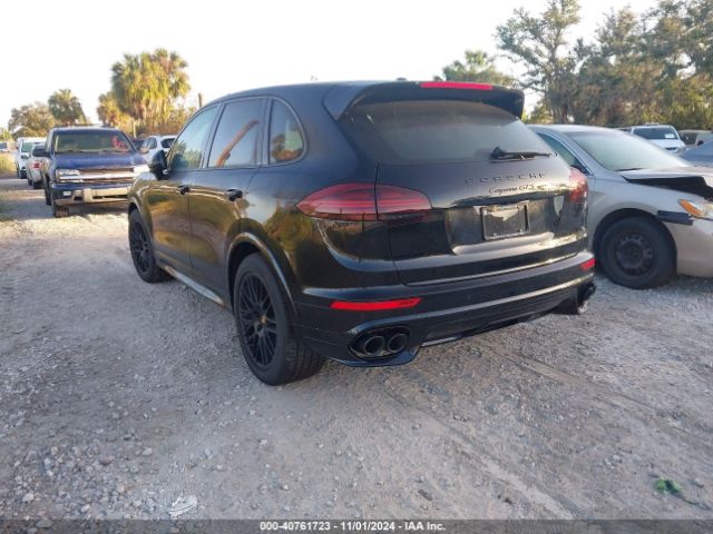 2016 PORSCHE CAYENNE WP1AD2A24GLA78812 Photo 2
