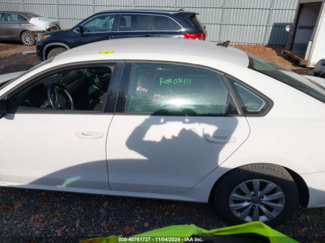 1VWAT7A35FC100550 Volkswagen Passat 1.8t Wolfsburg Edition