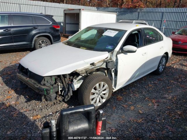 1VWAT7A35FC100550 Volkswagen Passat 1.8t Wolfsburg Edition
