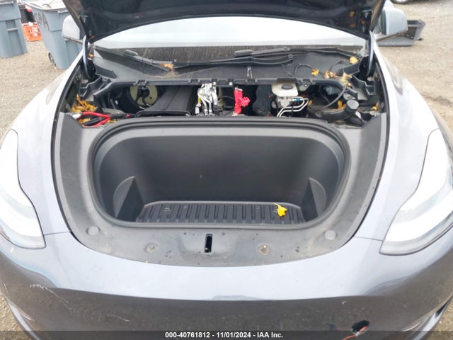 2023 TESLA MODEL Y 7SAYGDED6PF947091 Photo 9