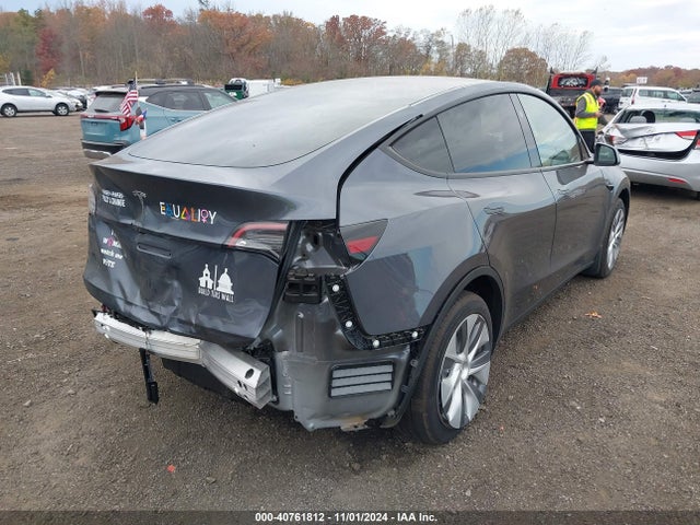 2023 TESLA MODEL Y 7SAYGDED6PF947091 Photo 5