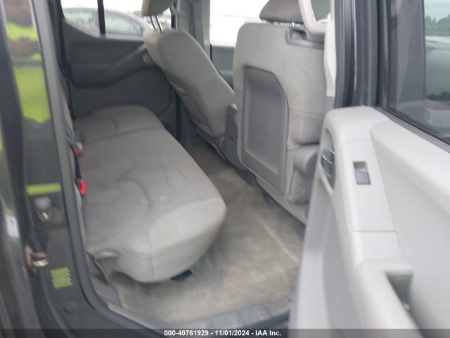 Nissan Frontier Sv 2014 1N6AD0FR2EN748593 Image 8