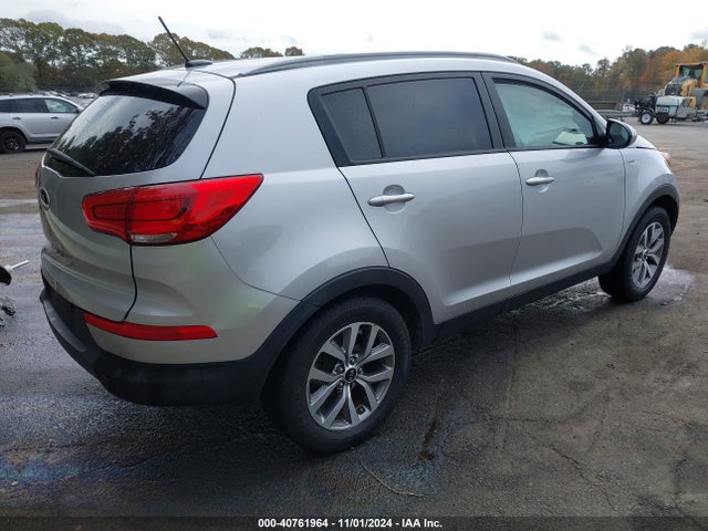 KIA Sportage Lx 2016 KNDPBCAC6G7874065 Image 4