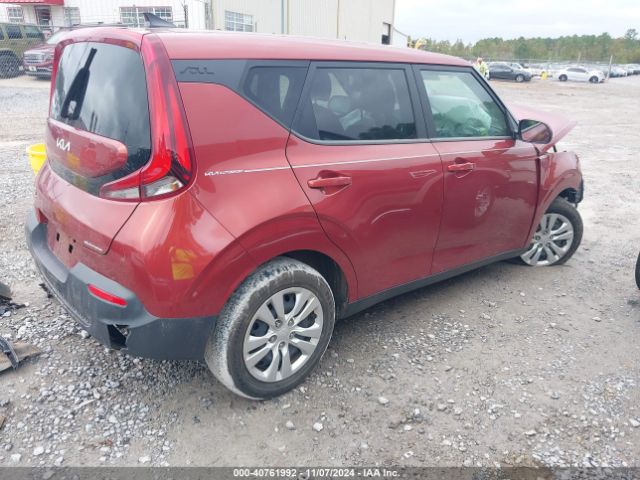 KNDJ23AU2N7814666 KIA SOUL LX