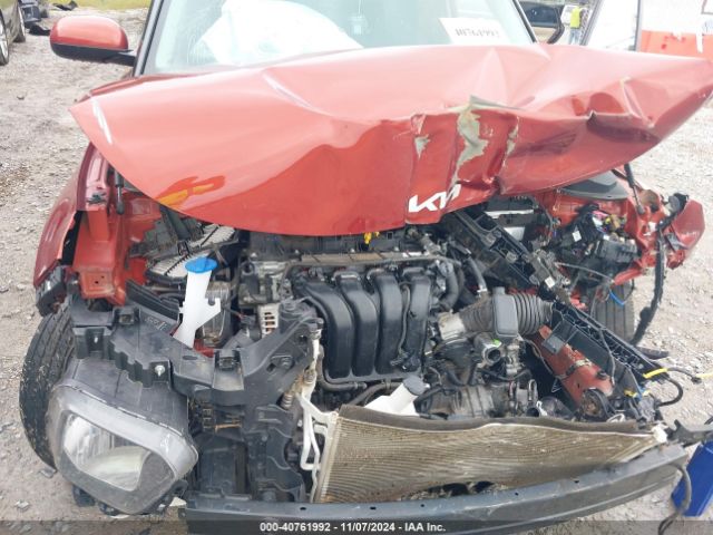 KNDJ23AU2N7814666 KIA SOUL LX