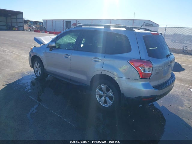 Subaru Forester 2.5i Premium 2015 JF2SJADC3FH827731 Image 3